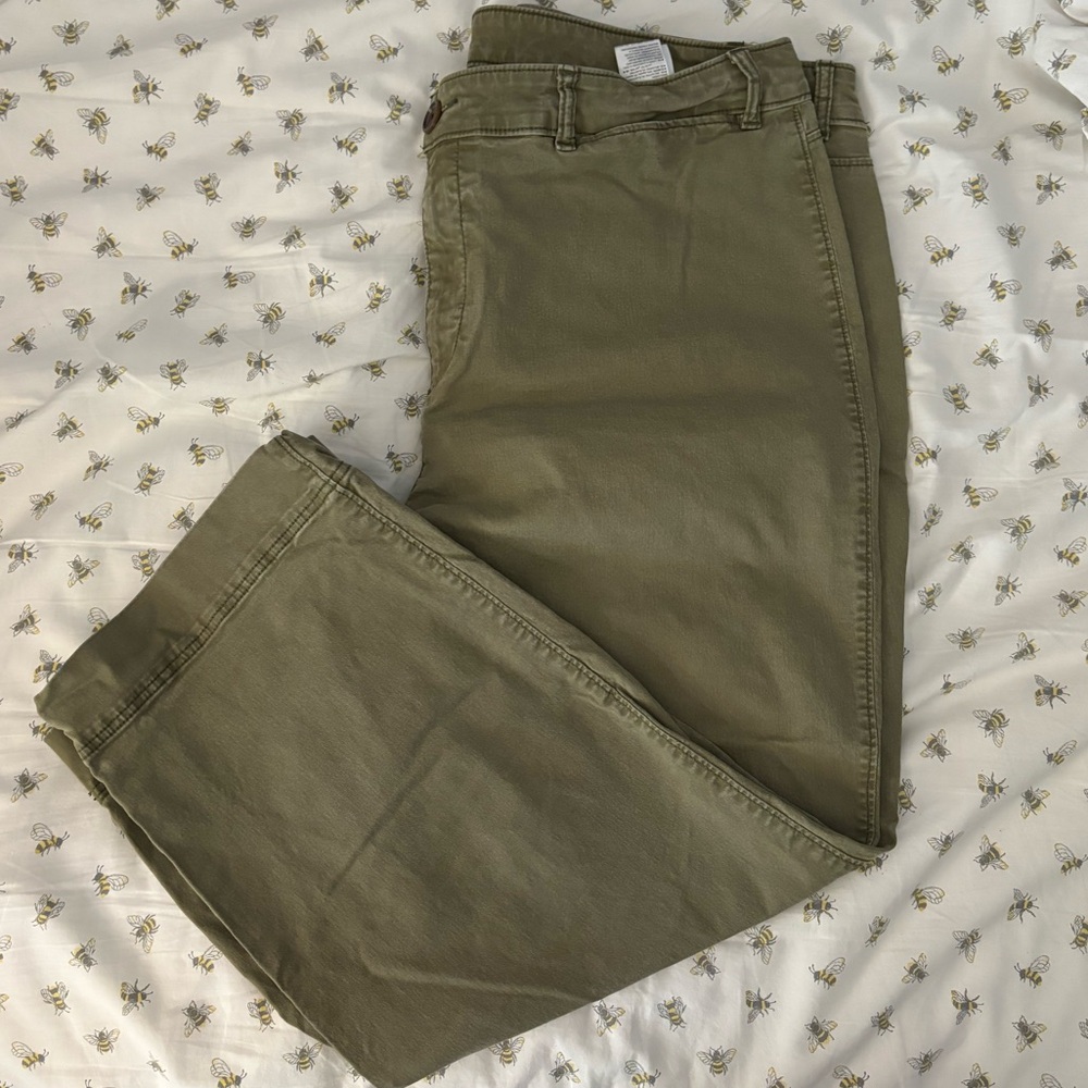 Wide leg, cotton cropped chinos